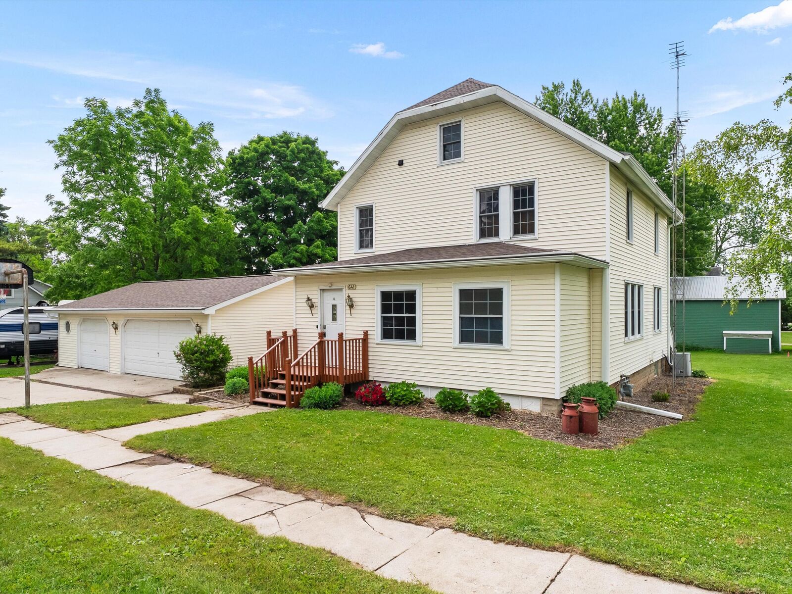 Property Photo:  641 W 3rd St  WI 53093 