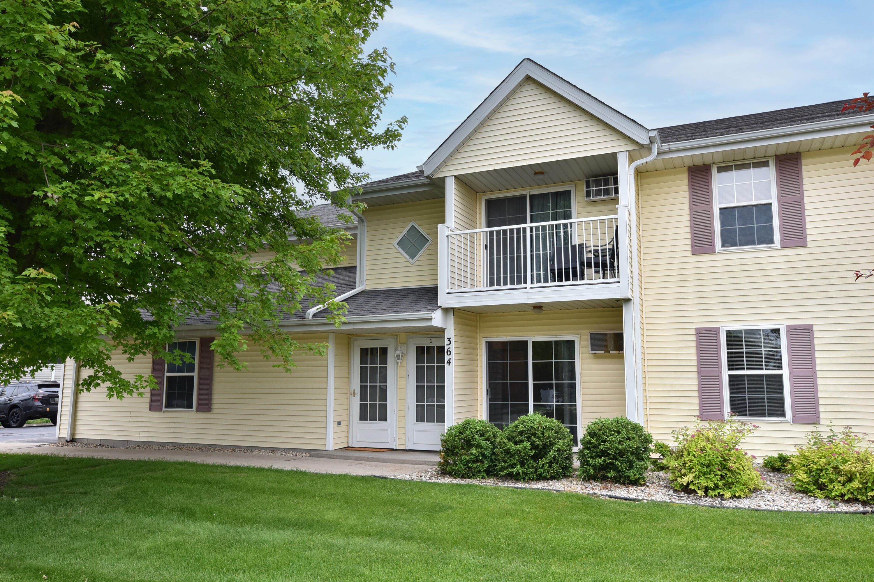 364 Minz Park Cir 1  West Bend WI 53095 photo