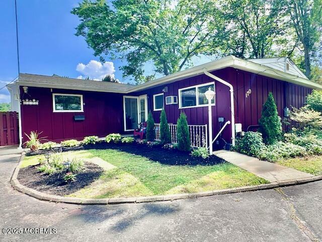170 Burlington Avenue  Spotswood NJ 08884 photo