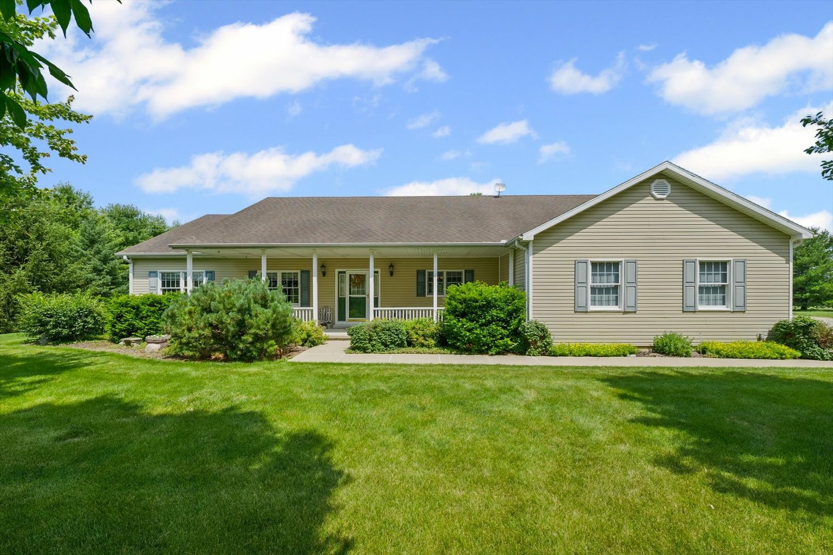 2598 B County Road 600 E  Dewey IL 61840 photo