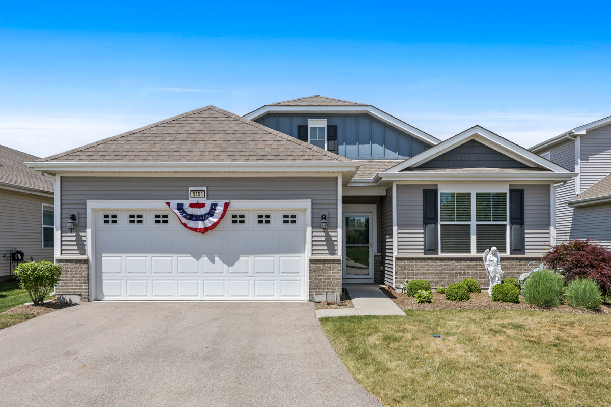 Property Photo: 1150 Americana Avenue IL 60140