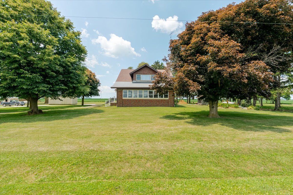 879 2300th Avenue  Chestnut IL 62518 photo