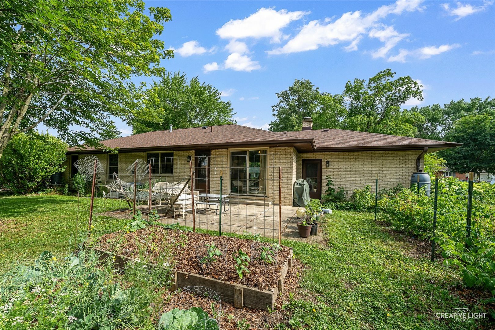 Property Photo: 2290 Copley Street IL 60506