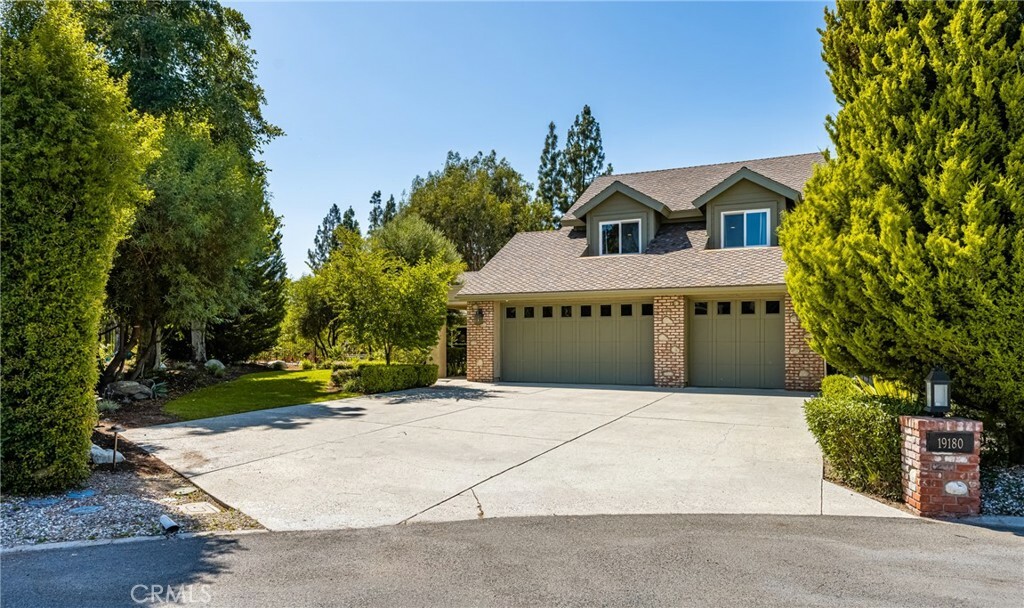 Property Photo: 19180 Palm Vista CA 92886