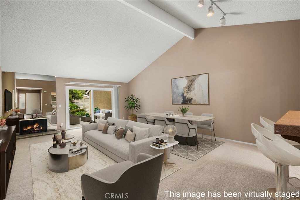 Property Photo: 10 Greenbriar 31 CA 92604