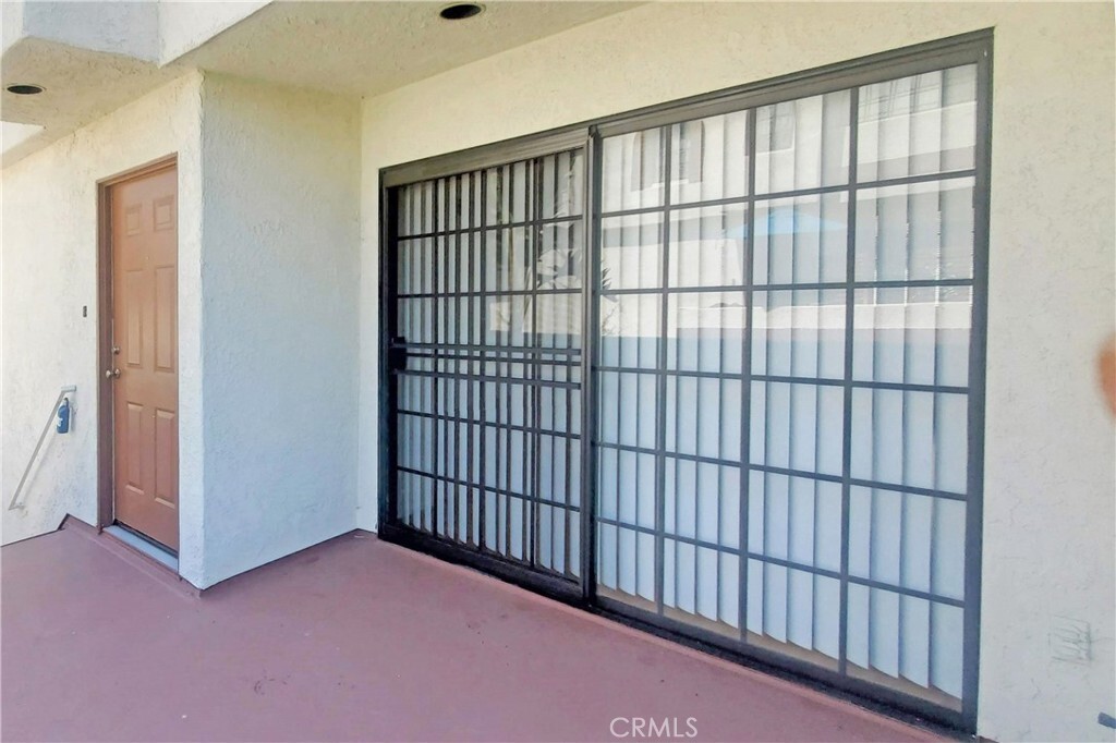 Property Photo: 2931 Plaza Del Amo 89 CA 90503