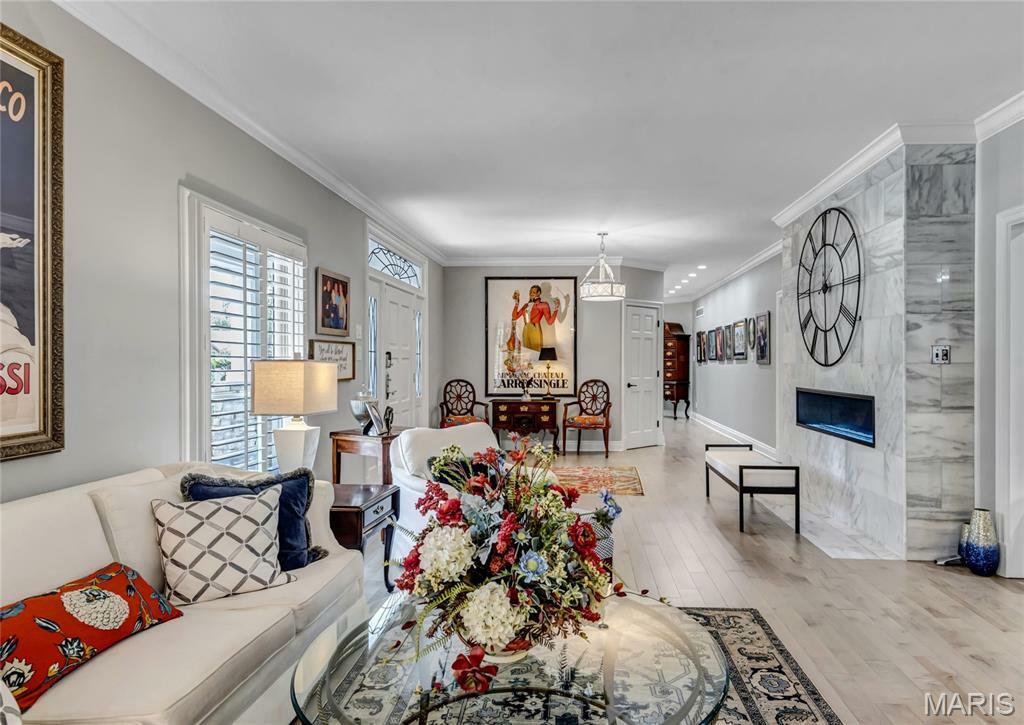 Property Photo: 13527 Royal Glen Drive MO 63131