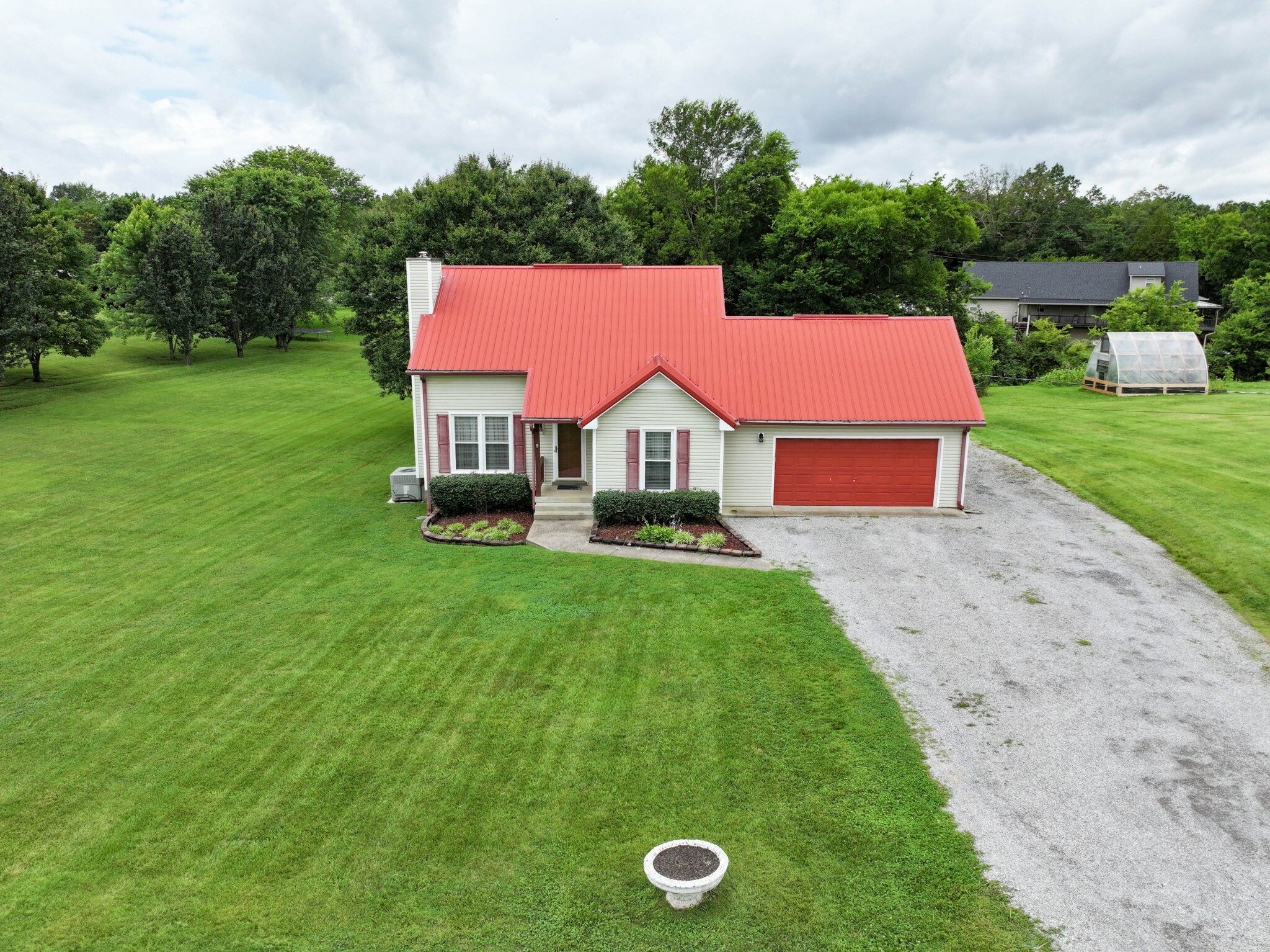 Property Photo: 110 Sandis Ln TN 37142