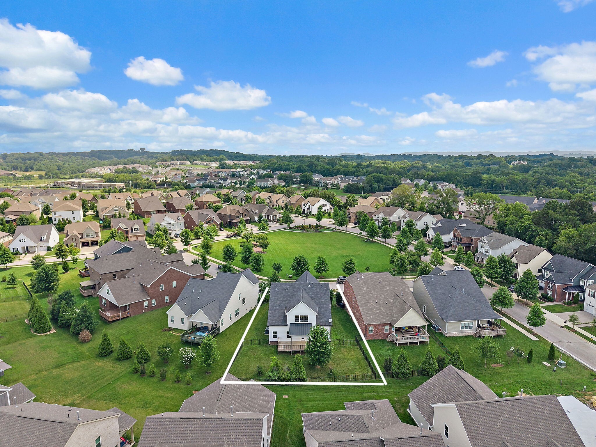 Property Photo:  2013 Braun Dr  TN 37064 