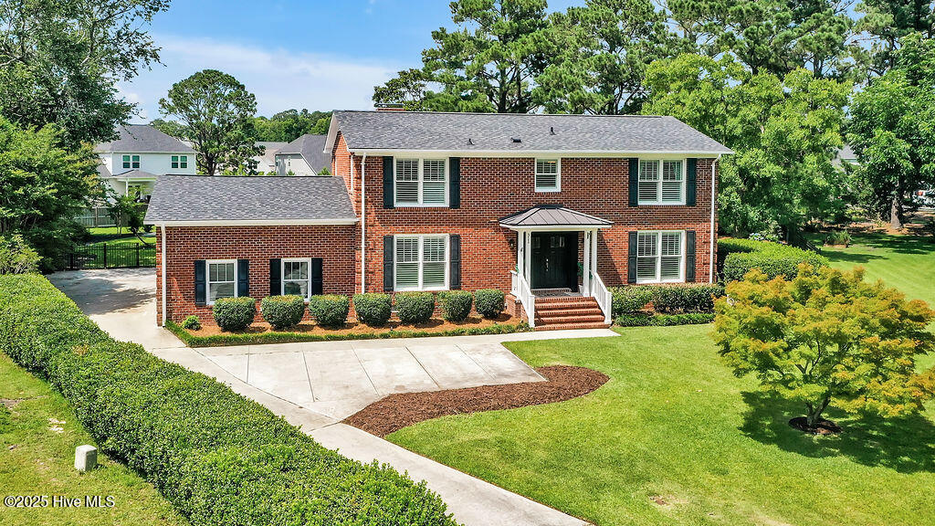 Property Photo:  311 Lennox Place  NC 28412 