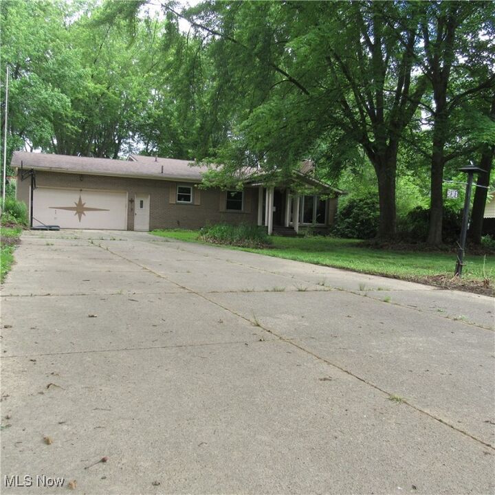 533 Sturgeon Drive  Coventry Township OH 44319 photo