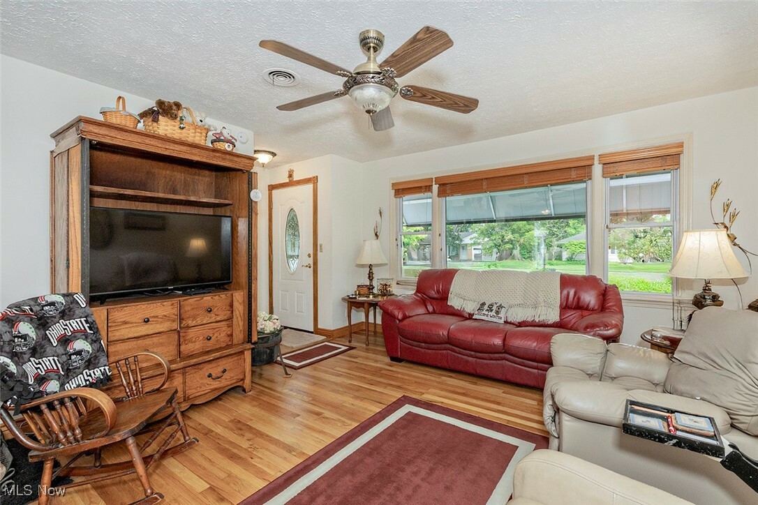 Property Photo: 8279 Westmoor Road OH 44060