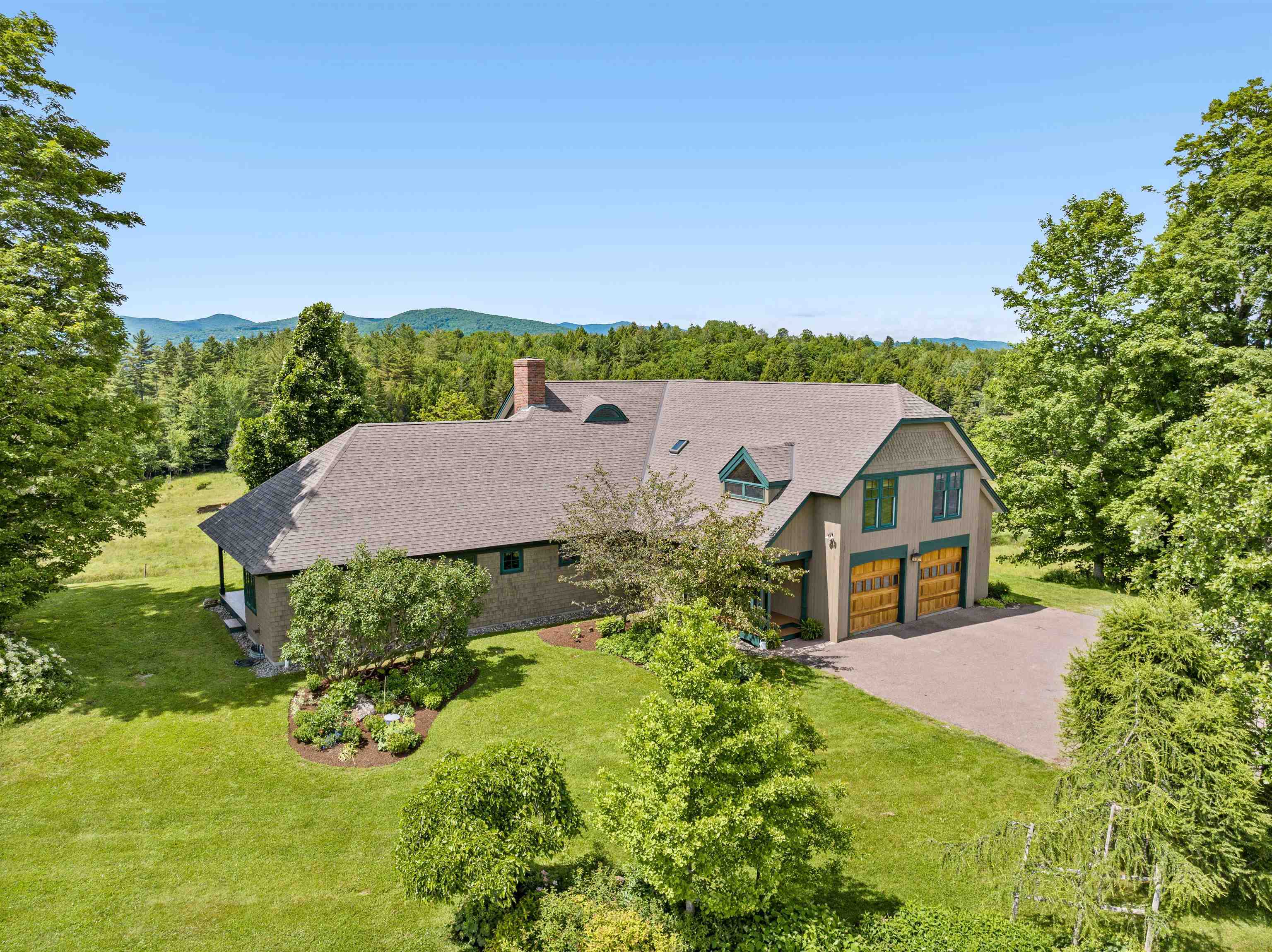 2000 East Warren Road  Waitsfield VT 05673 photo