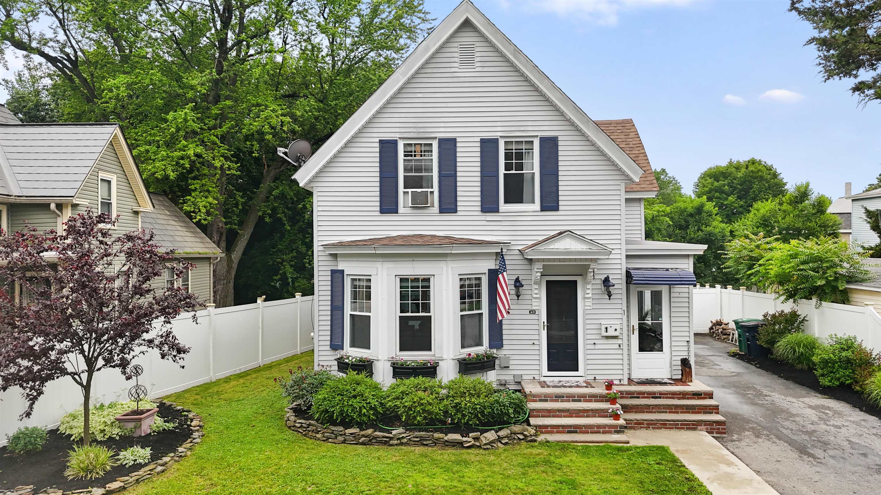 1 Cherry Street  Nashua NH 03060 photo
