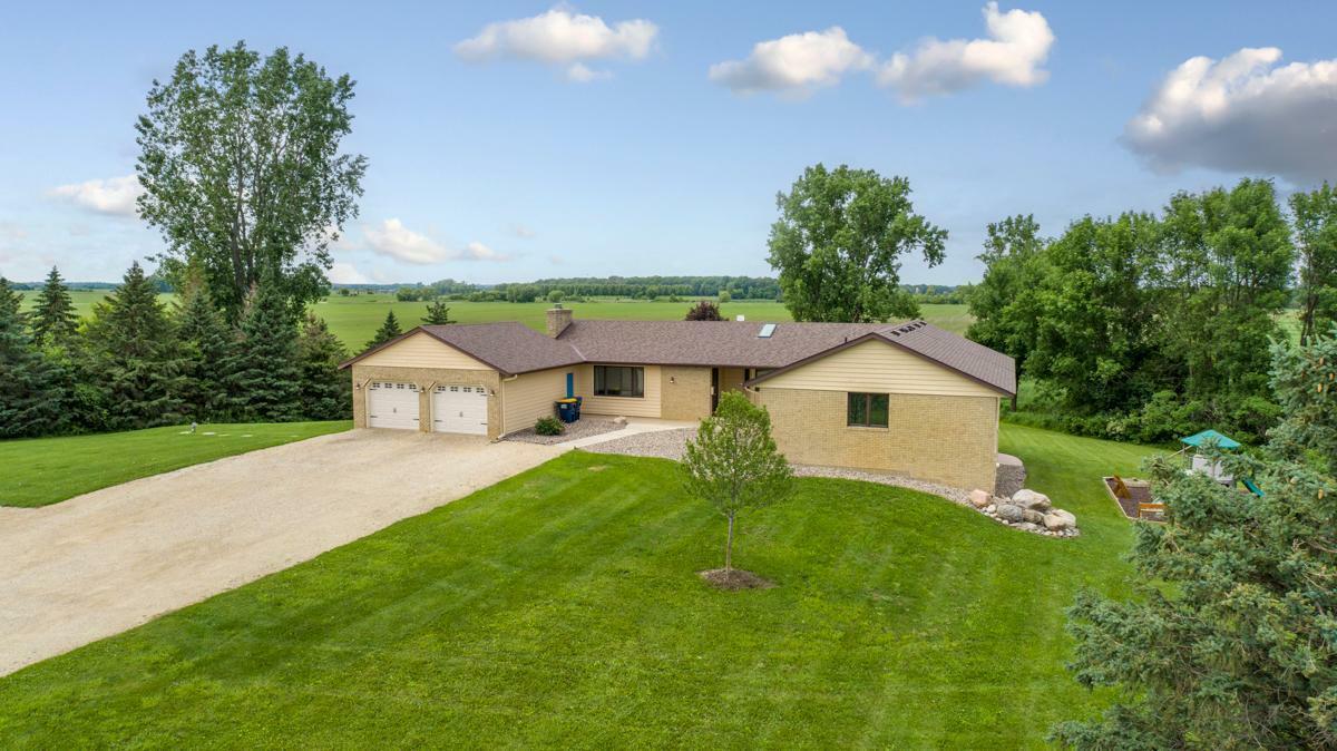 7125 320th Street W  Northfield MN 55057 photo