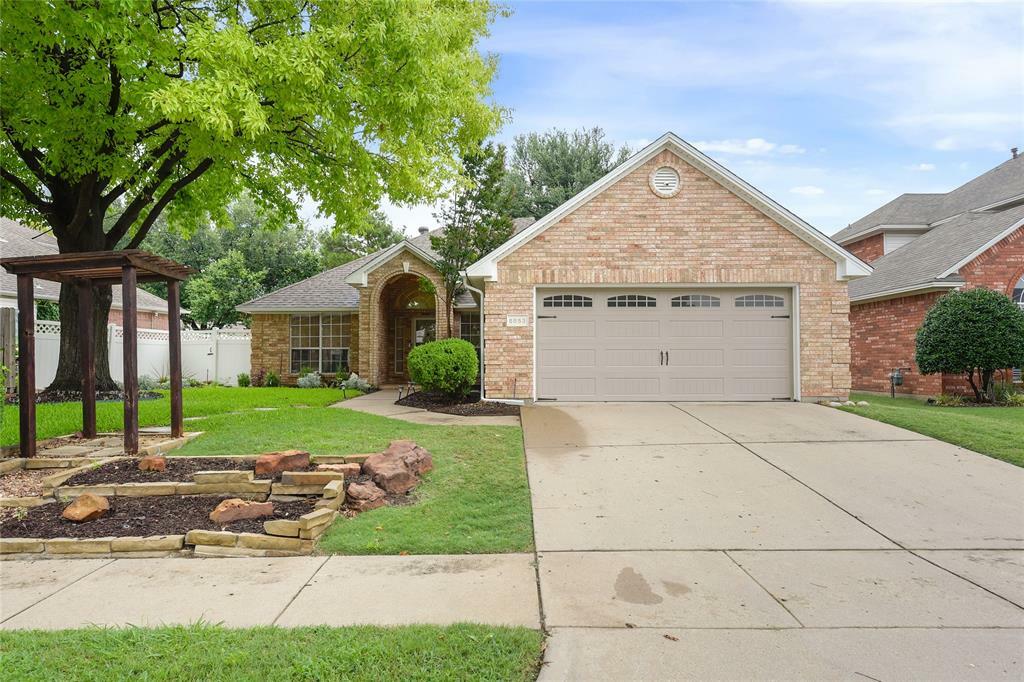 Property Photo: 5853 Echo Bluff Drive TX 76137