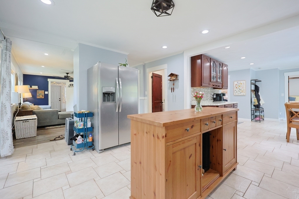 Property Photo: 5 Tucker Park MA 01463