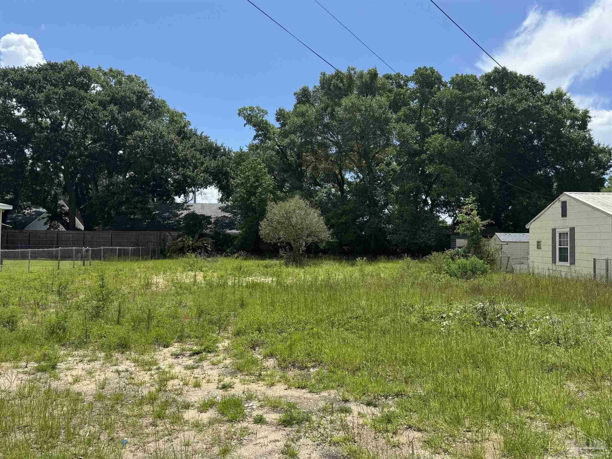 Property Photo: 14 Sulu Dr FL 32507