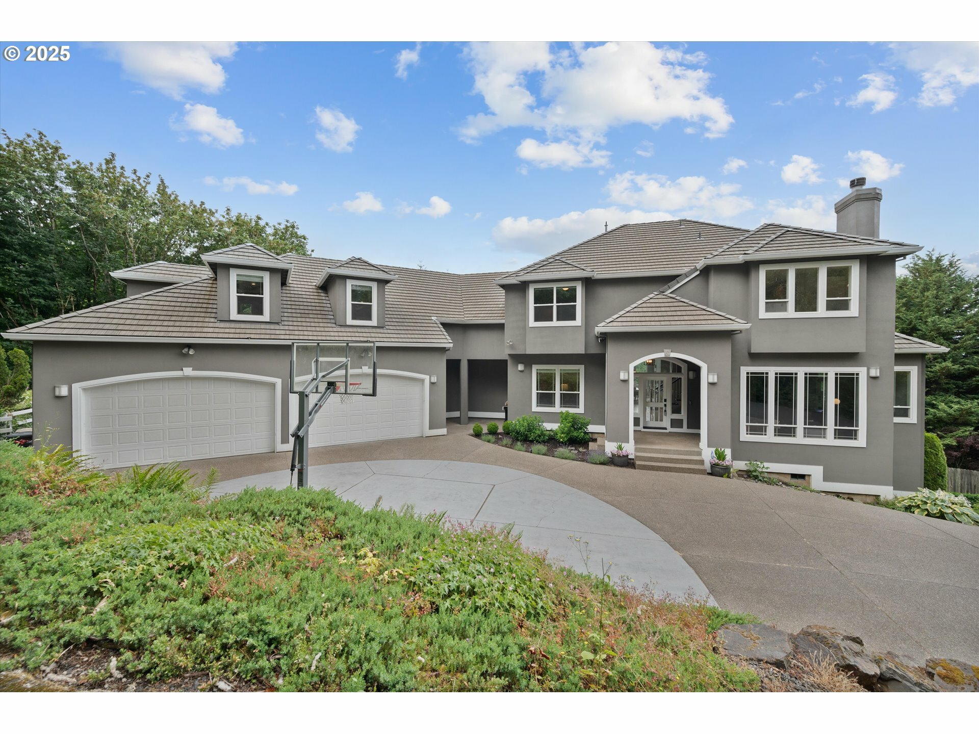 Property Photo: 2350 SW Turner Rd OR 97068