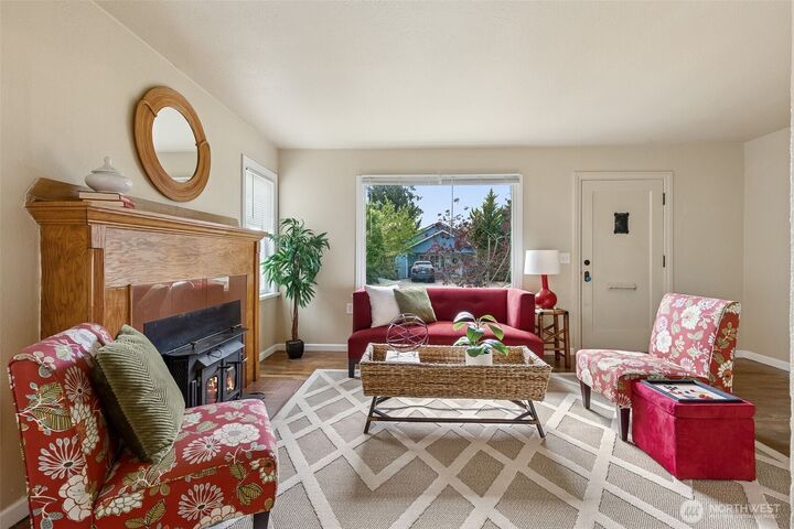 Property Photo:  222  Milroy Street NW  WA 98502 