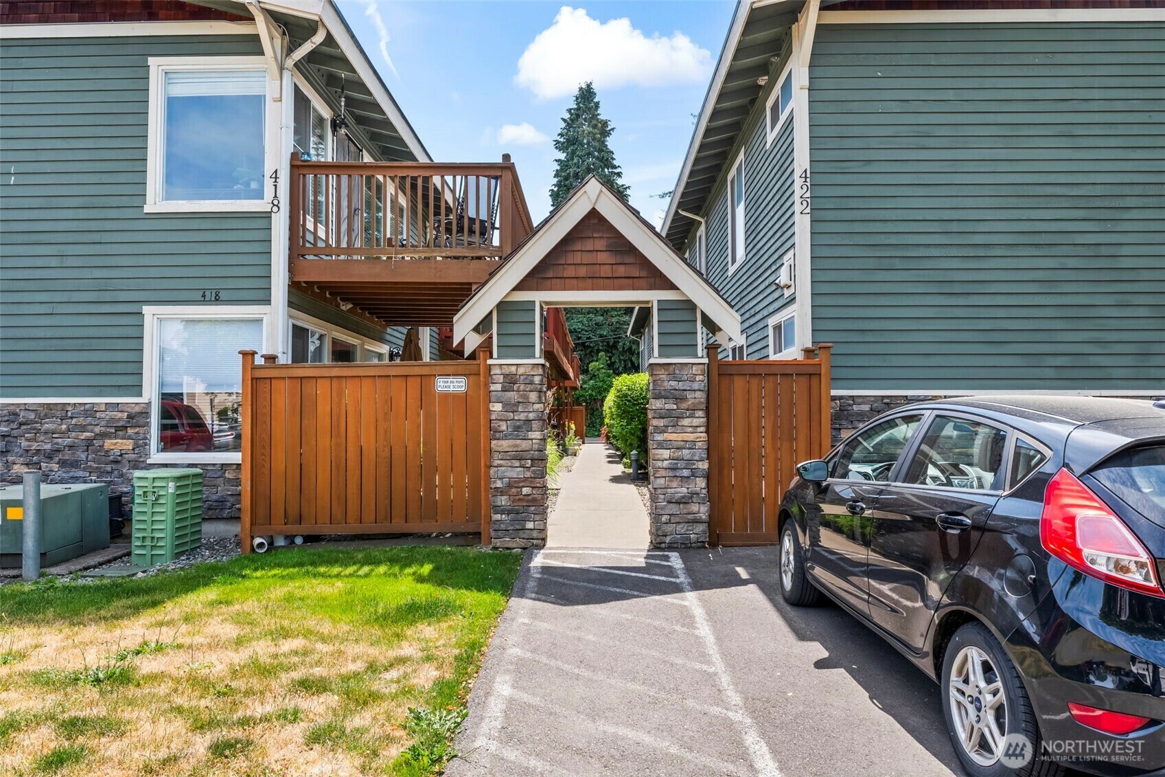 Property Photo: 422 N L Street 22-1 WA 98403