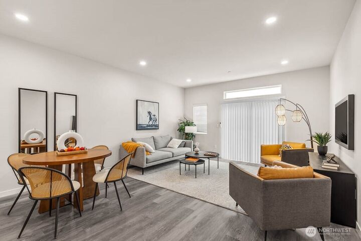 Property Photo: 16111 36th Avenue W D4 WA 98087