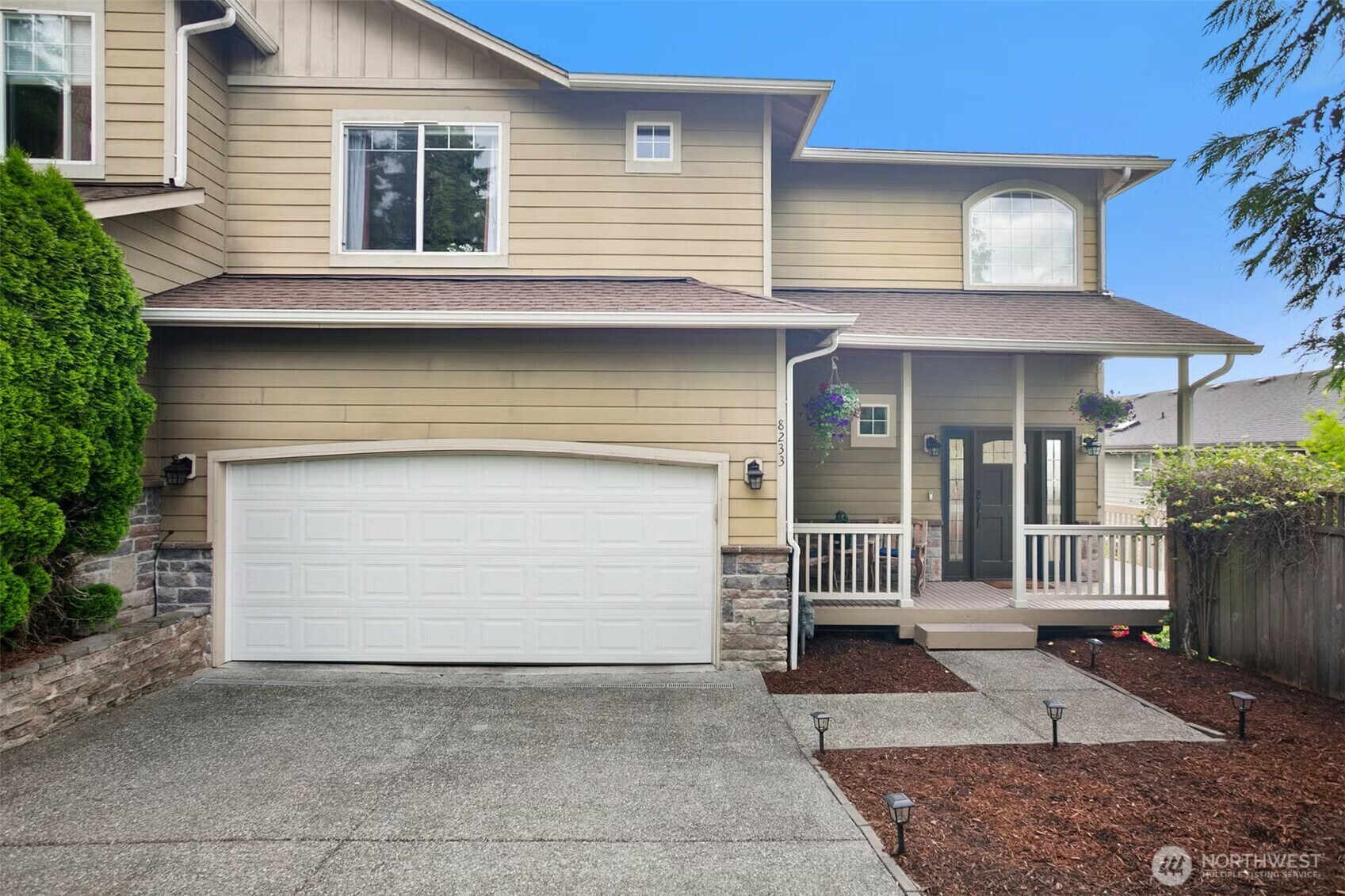 Property Photo: 8233 NE 163rd Place WA 98028