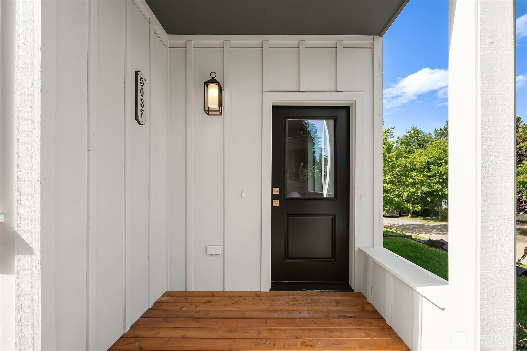 Property Photo: 5037 25th Avenue SW WA 98106