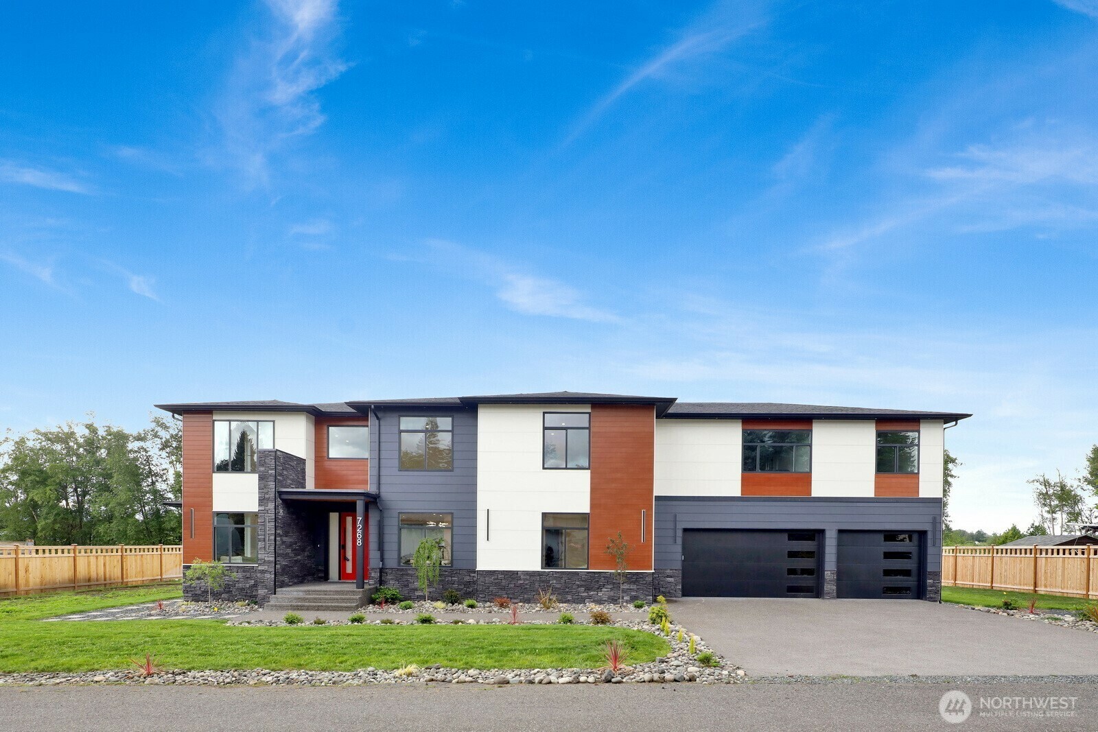 Property Photo: 2768 W Wiser Lake Court WA 98248