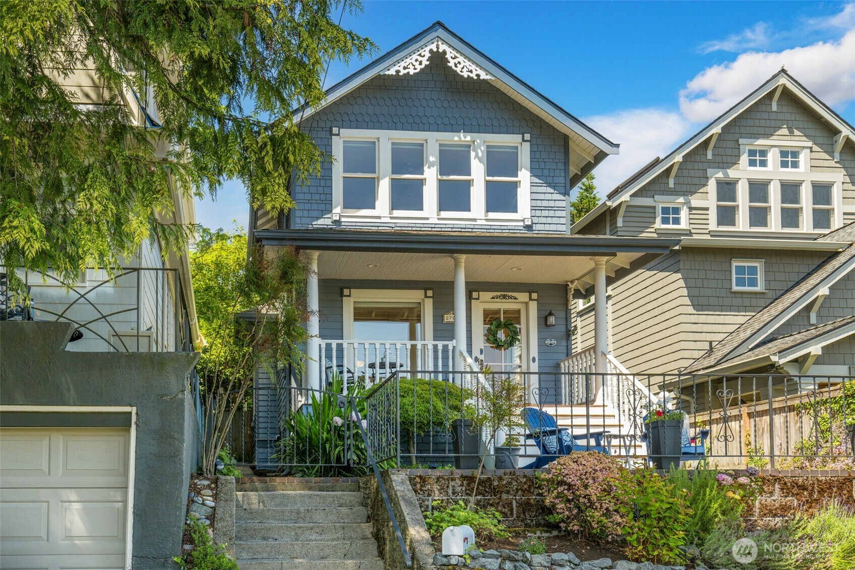 2707  4th Avenue W  Seattle WA 98119 photo