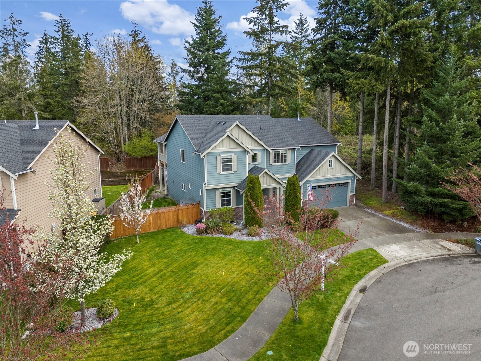 Property Photo: 14419 Parkview Court E WA 98391