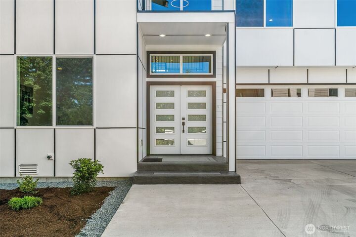 Property Photo: 27502 148th Avenue SE WA 98042