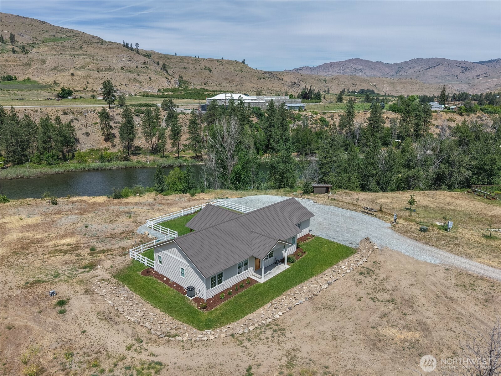 Property Photo:  87  Burma Road  WA 98834 
