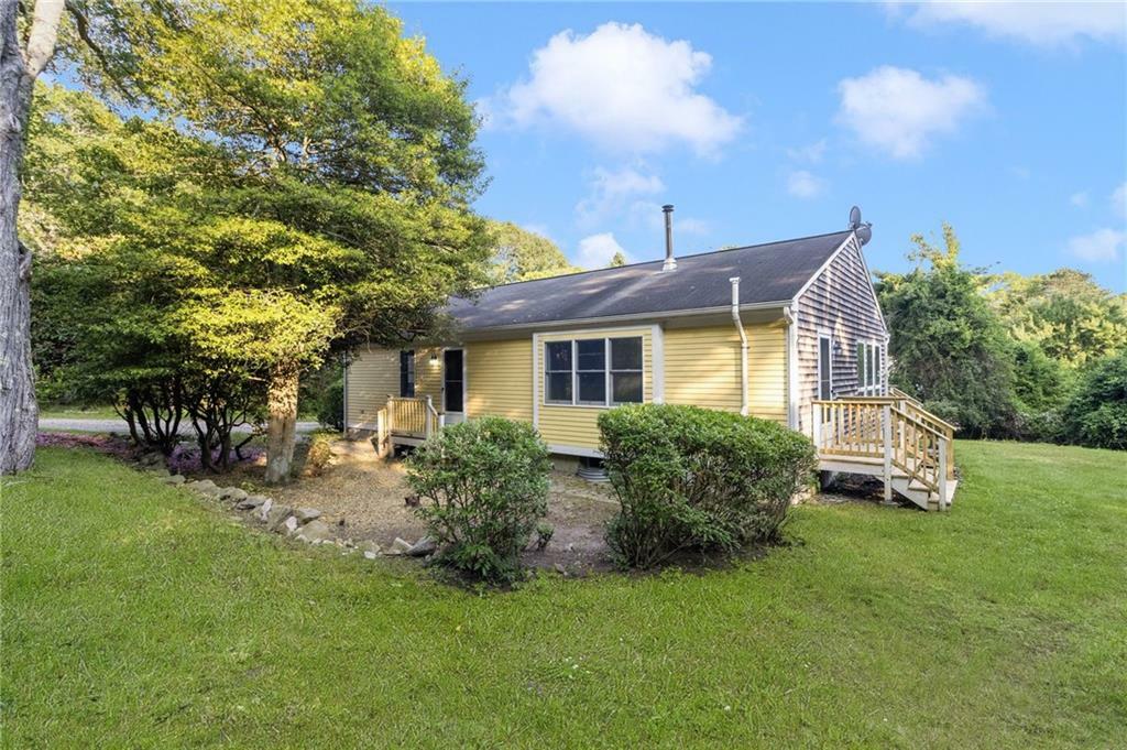 2682 Post Road  South Kingstown RI 02879 photo