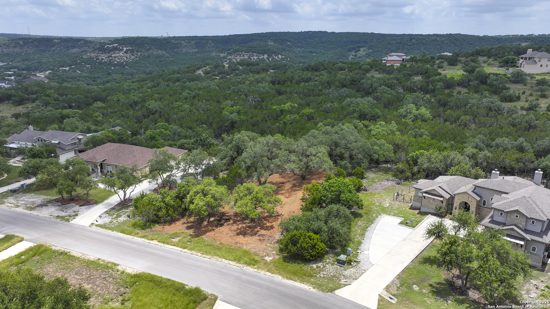 Property Photo: 734 Panorama Point TX 78133