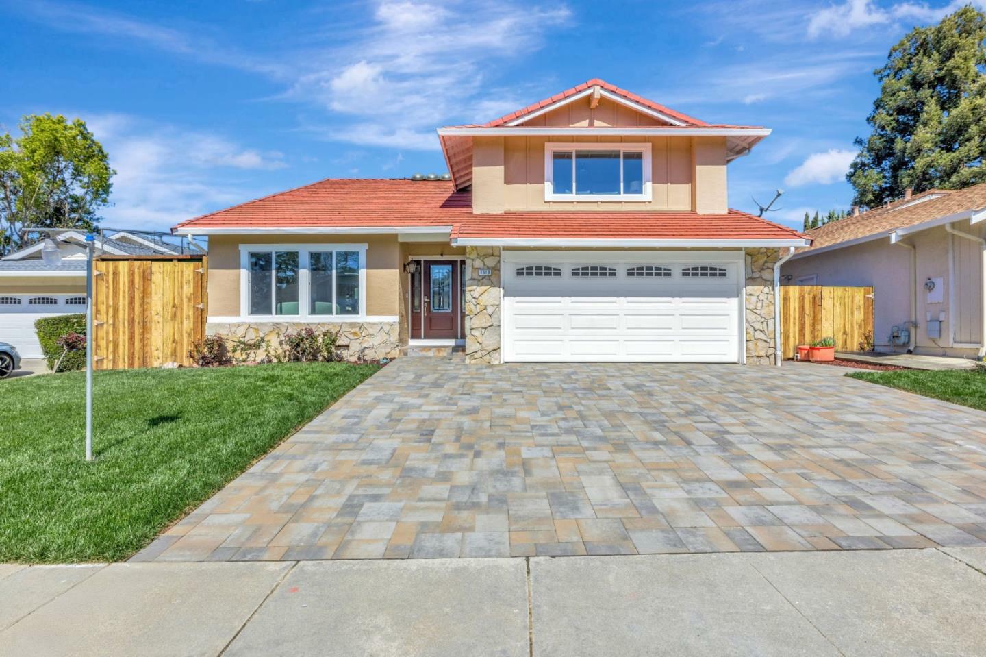 Property Photo: 1513 Shinn Court CA 94536