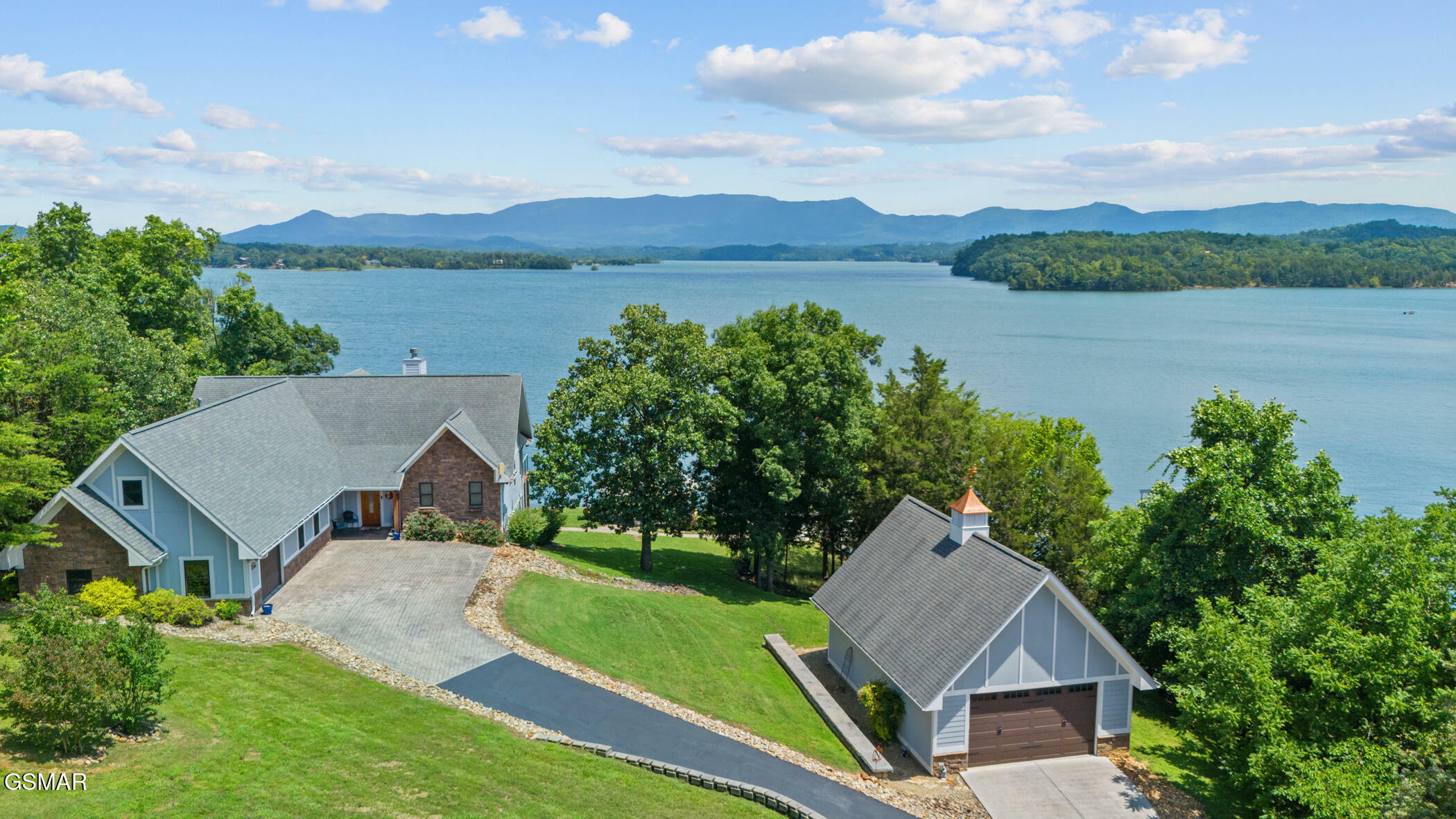 3995 Island View Way  Sevierville TN 37876 photo