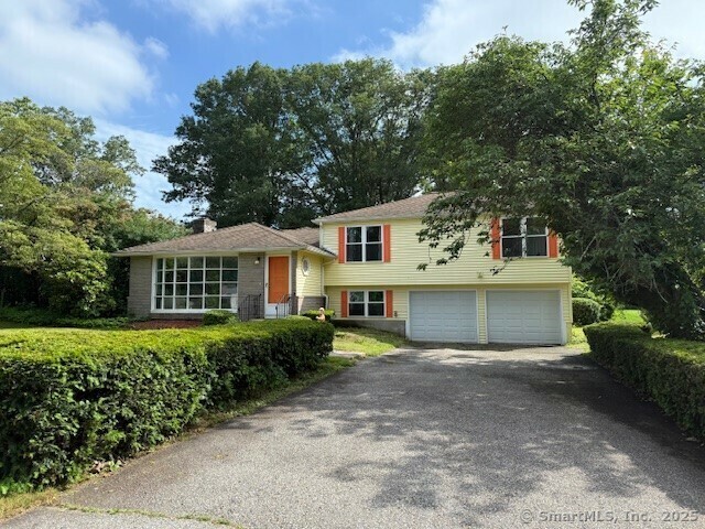 Property Photo: 847 Glenbrook Road CT 06477