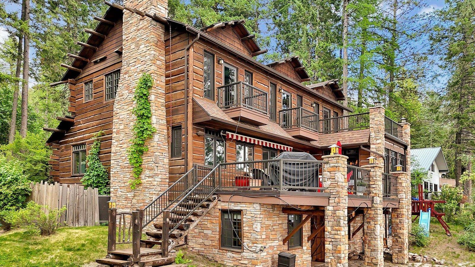 Property Photo:  4629 Mix Way  WA 99148 