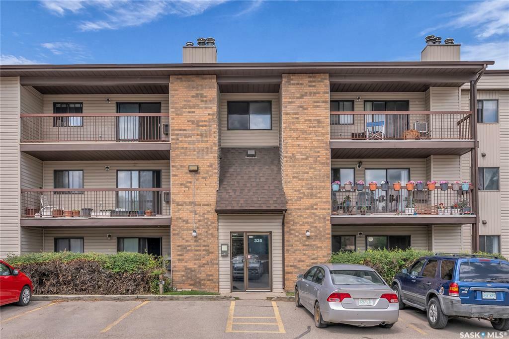335 Kingsmere Boulevard 102  Saskatoon SK S7J 4J6 photo