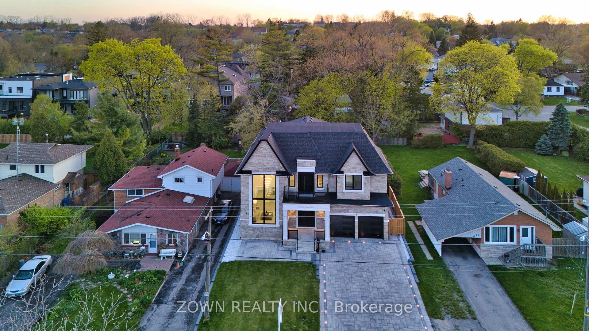 Property Photo: 632 West Shore Boulevard ON L1W 2T8