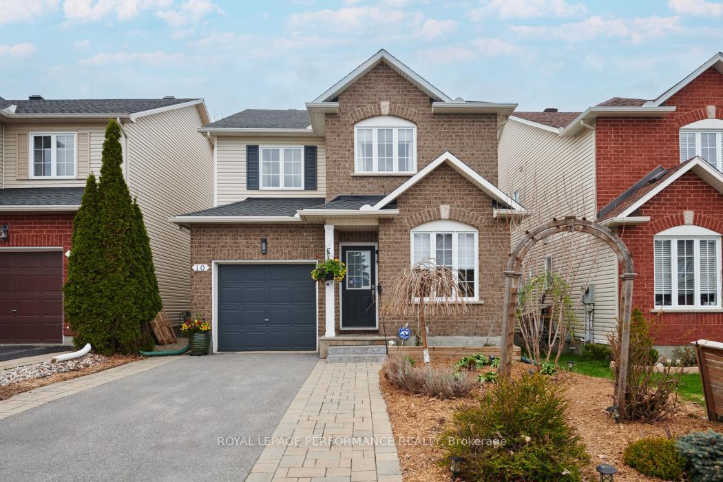 Photo de la propriété: 10 San Mateo Drive ON K2J 5B3