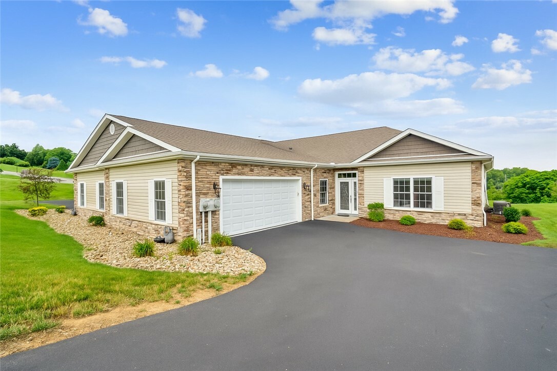 Property Photo: 1015 Ashfield Way PA 15601