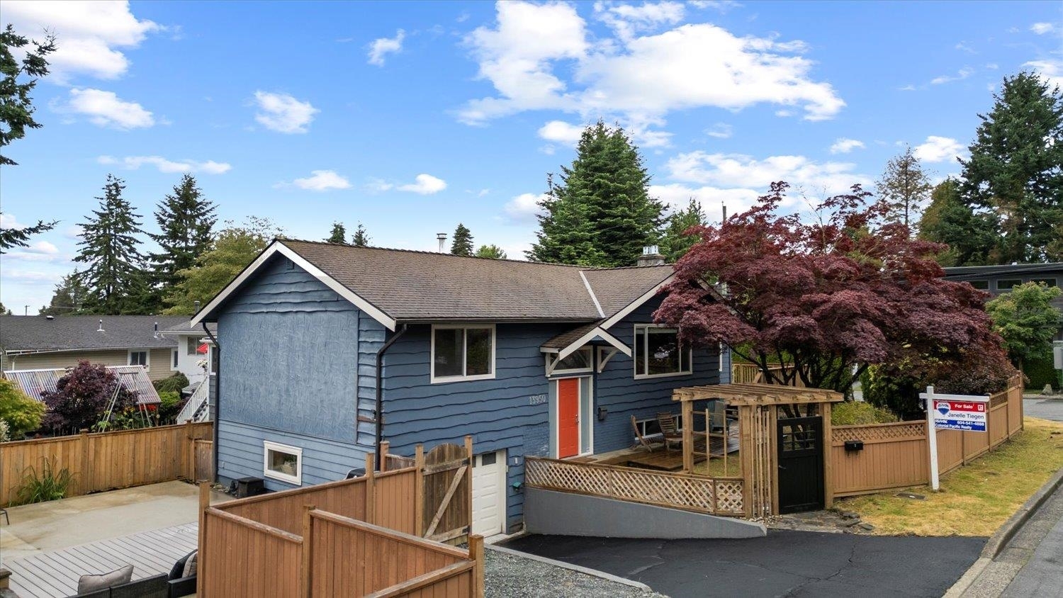 Property Photo: 13950 Blackburn Avenue BC V4B 2Z5