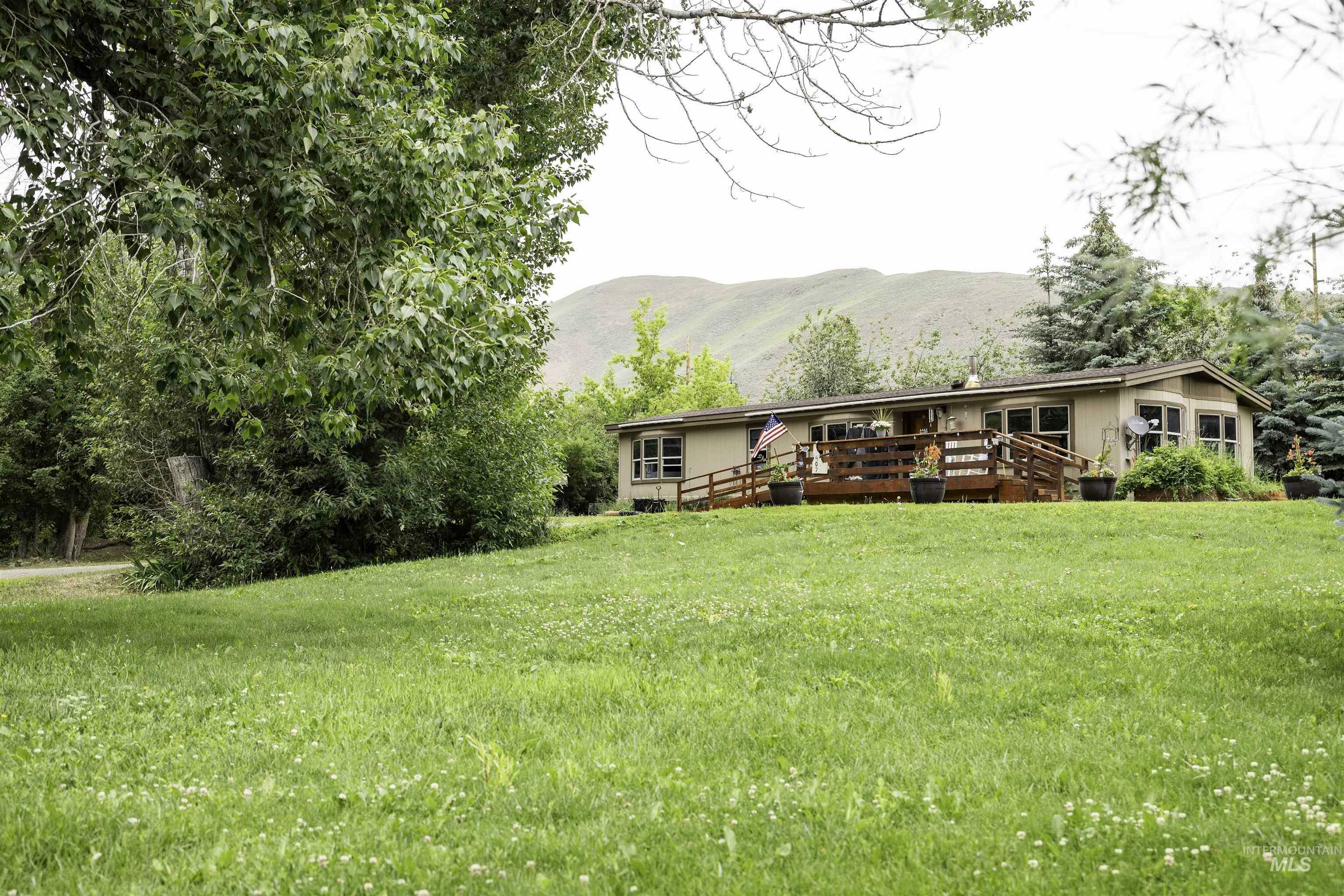 407 Broadford Rd  Bellevue ID 83313 photo