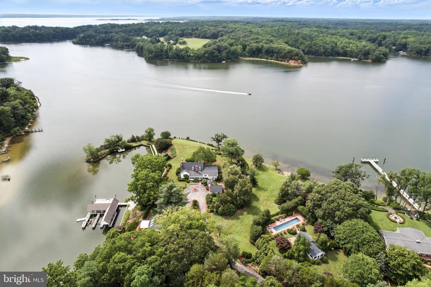 Property Photo: 10750 Sawpit Cove Road MD 20657