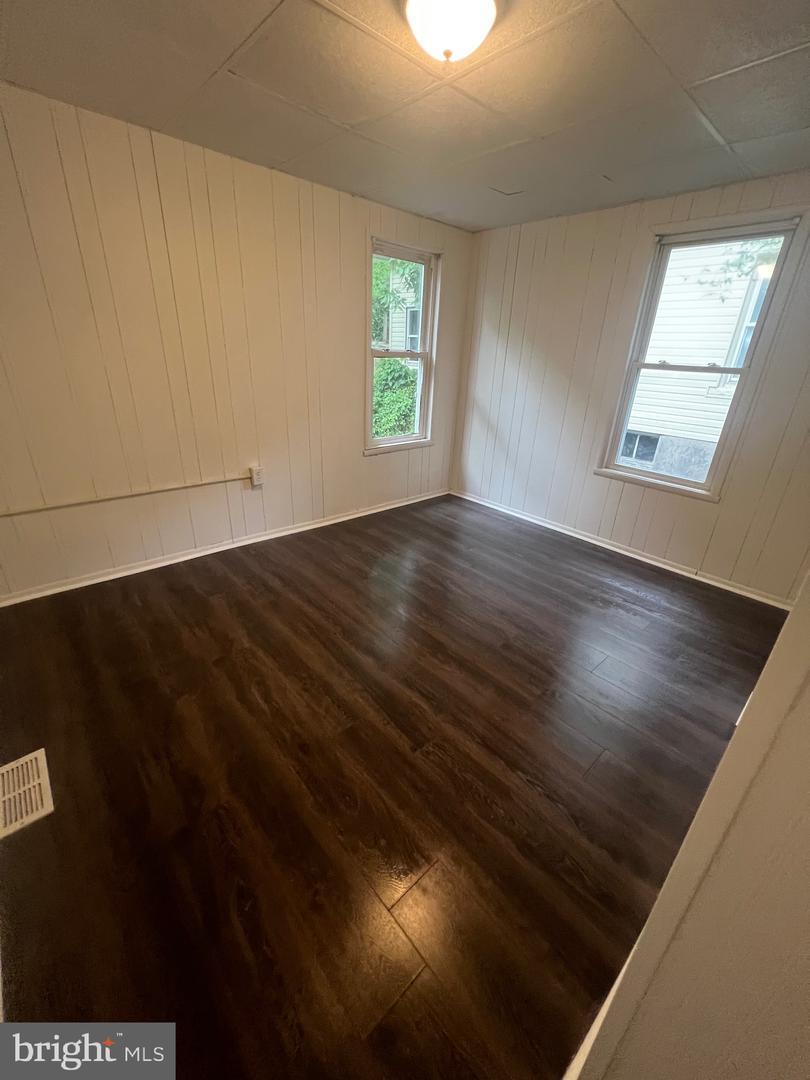Property Photo: 408 Broadway Street MD 21502
