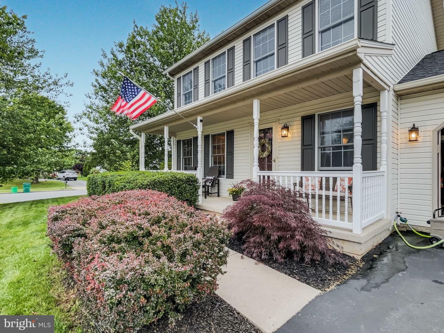 Property Photo:  215 Fencepost Lane  PA 17078 