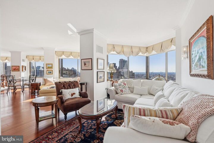 Property Photo:  210 W Rittenhouse Square 2506  PA 19103 