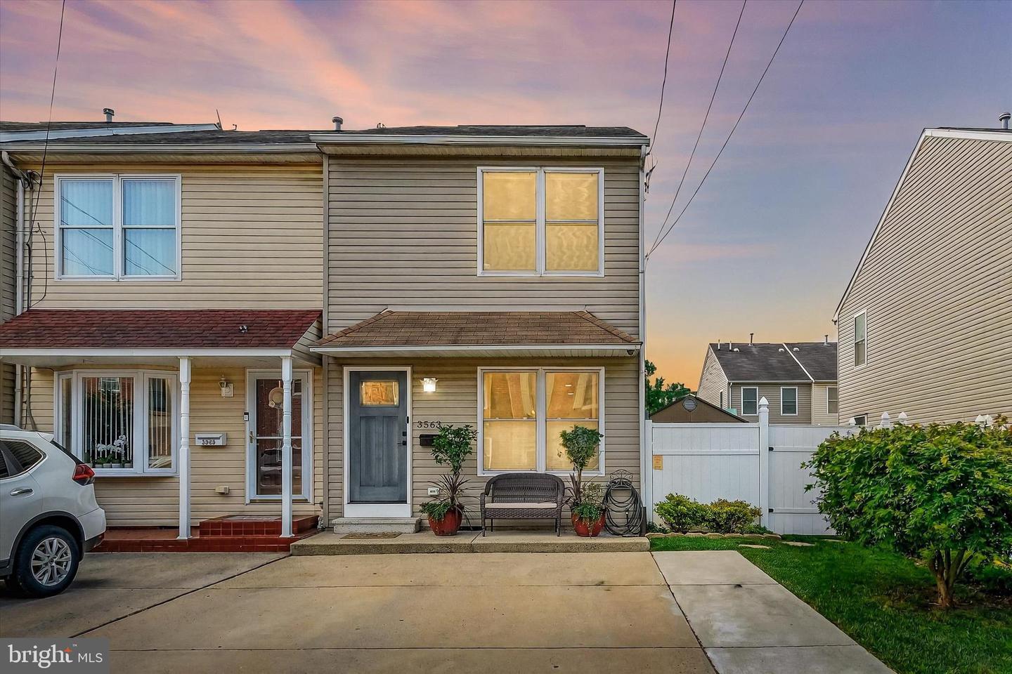 Property Photo: 3563 E Thompson Street PA 19134